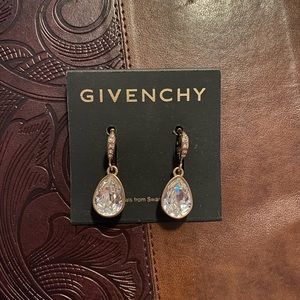 GIVENCHY EARRINGS